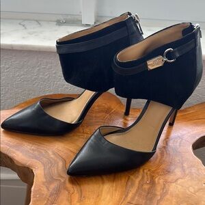 Black High Heels with Pointed Toe and Ankle Strap